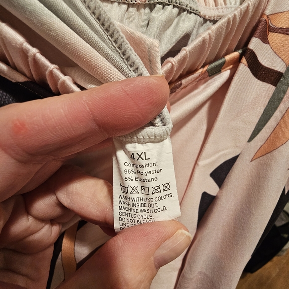 Floral Kimono Pajama and Robe Set in Soft Pink and Olive 4XL - Picture 7 of 11